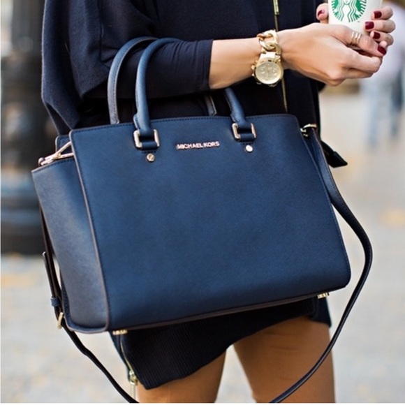 Michael Kors Selma Large Leather Bag - Color Block Blue/Black - Picture 6 of 13